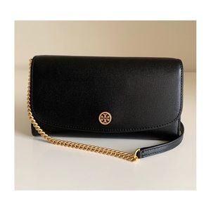 Tory Burch Robinson Chain Wallet in Black